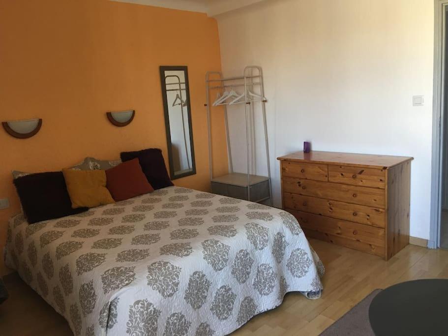 Homestay Location De Chambres, Sejour Pres Des Grands Buffets *